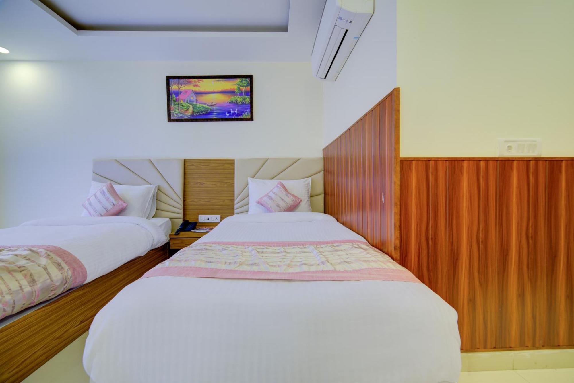 Hotel Grand Suites By D'Capitol Near Delhi Airport Nowe Delhi Zewnętrze zdjęcie