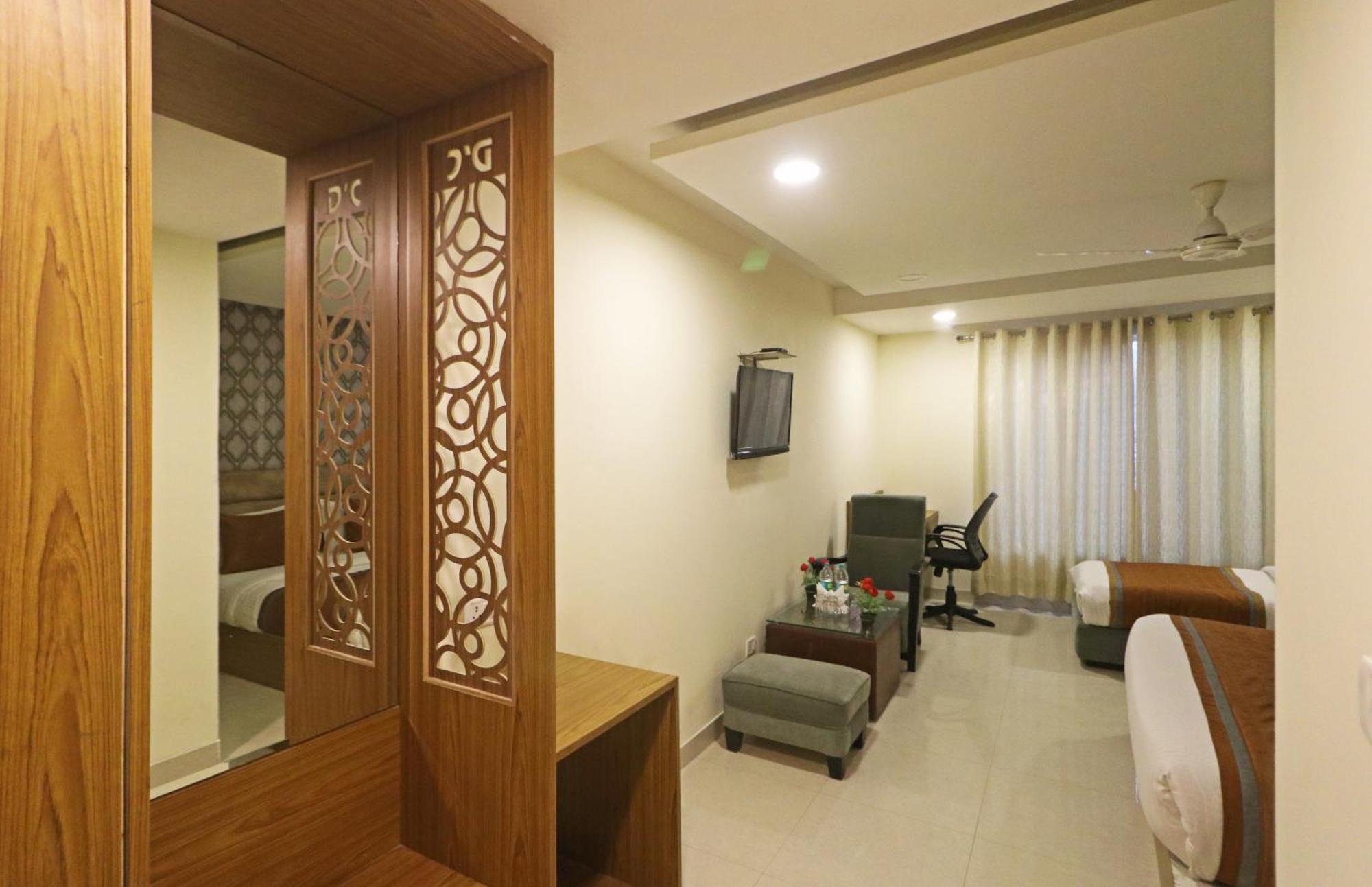Hotel Grand Suites By D'Capitol Near Delhi Airport Nowe Delhi Zewnętrze zdjęcie