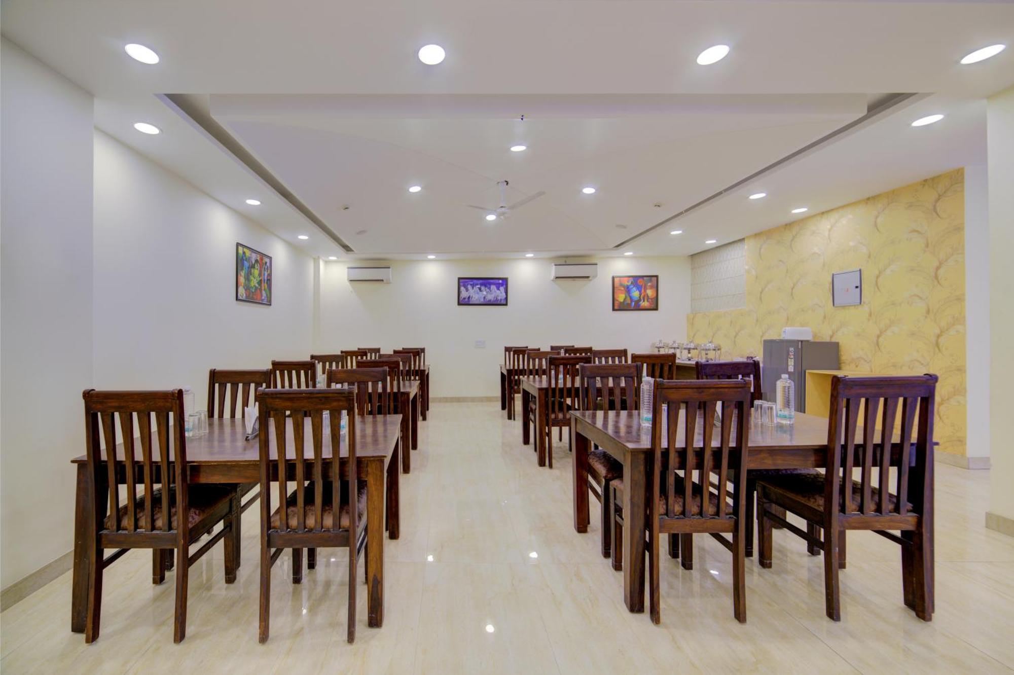 Hotel Grand Suites By D'Capitol Near Delhi Airport Nowe Delhi Zewnętrze zdjęcie