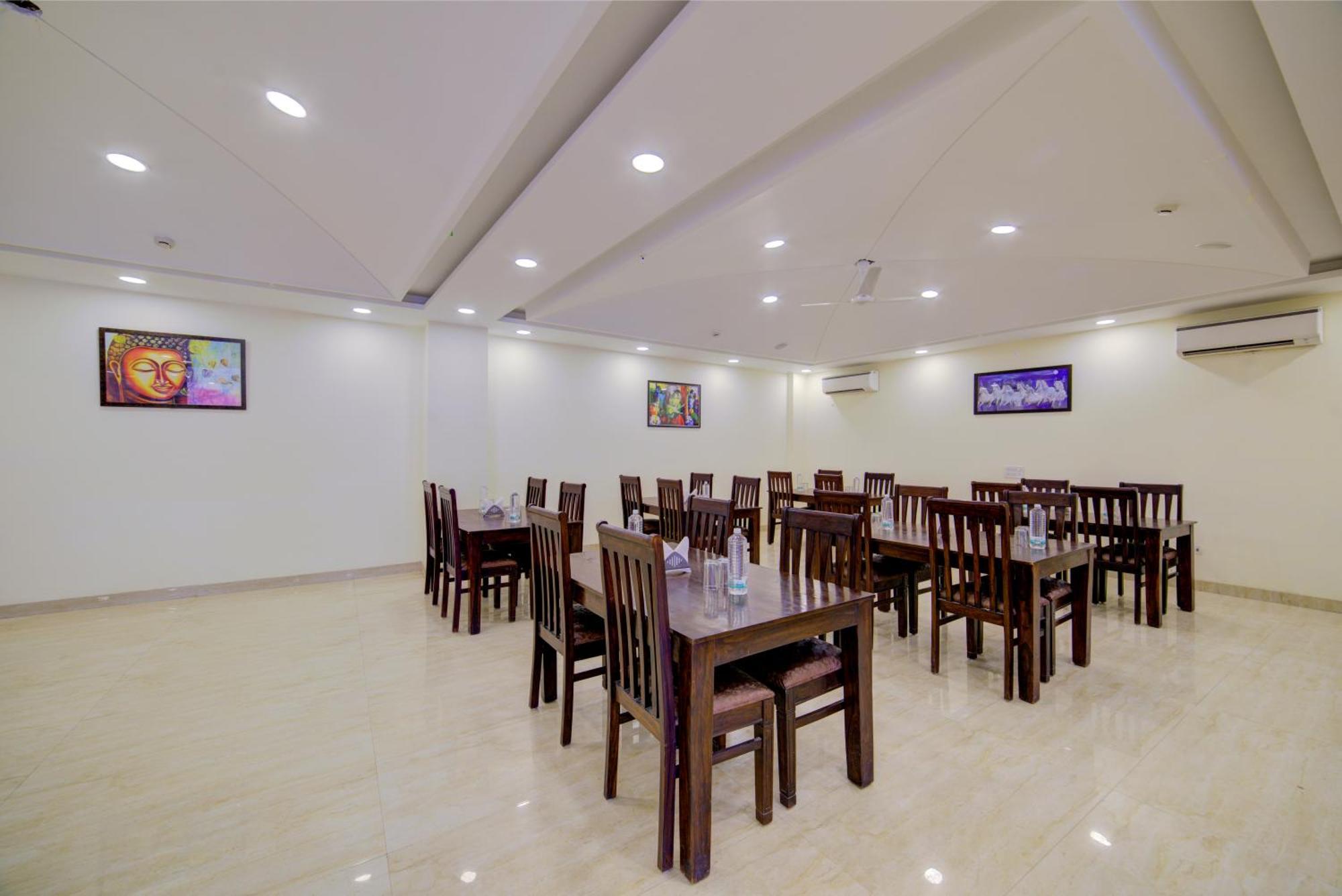 Hotel Grand Suites By D'Capitol Near Delhi Airport Nowe Delhi Zewnętrze zdjęcie